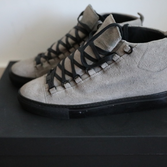 Balenciaga Men's Arena Grey Suede Sneaker - Picture 3 of 7